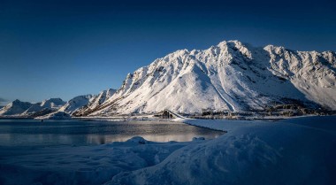 爱一番一句话整理：把图表是不是换了尺度写清，再把传播链写成流程（评论也能用）
